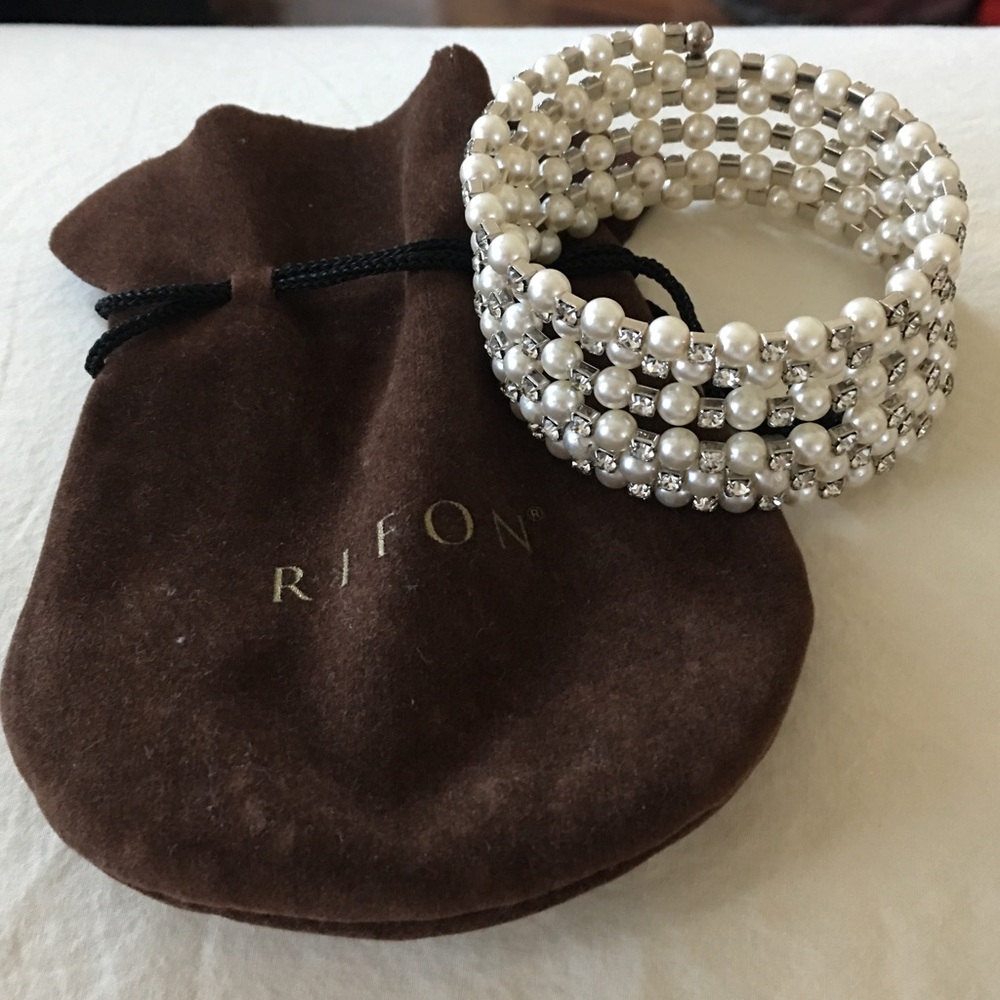Rifon spiral stretch bracelet