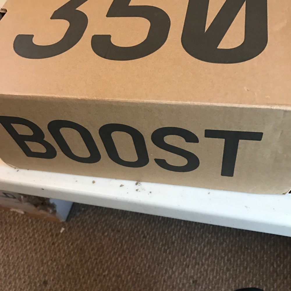 Shoes - Picture 2 of 8
