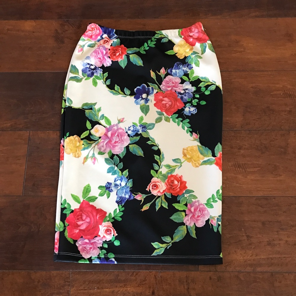 Bobeau pencil skirt size Medium