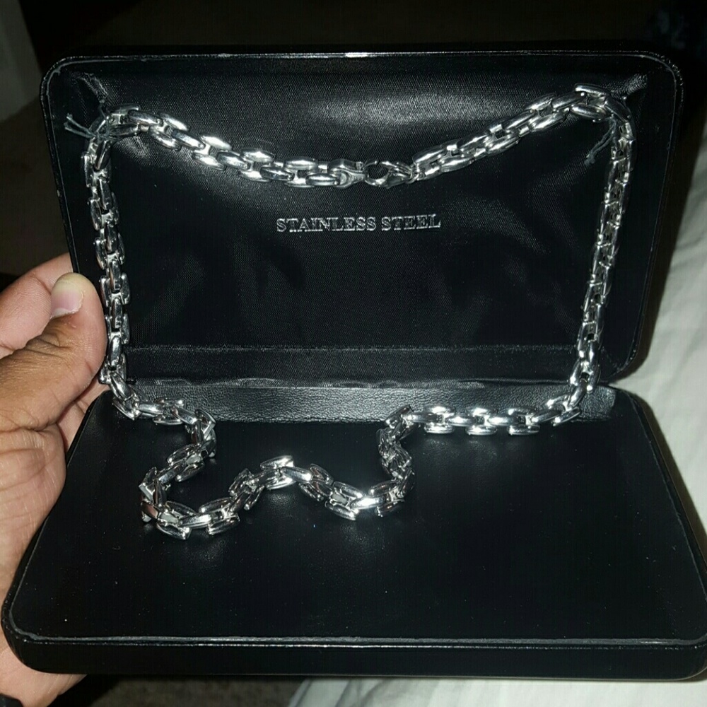 Stainless steel necklace