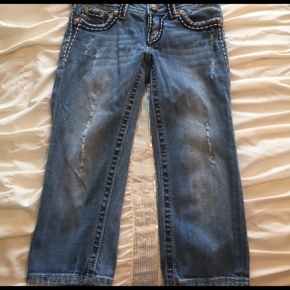 Miss Me cropped jeans