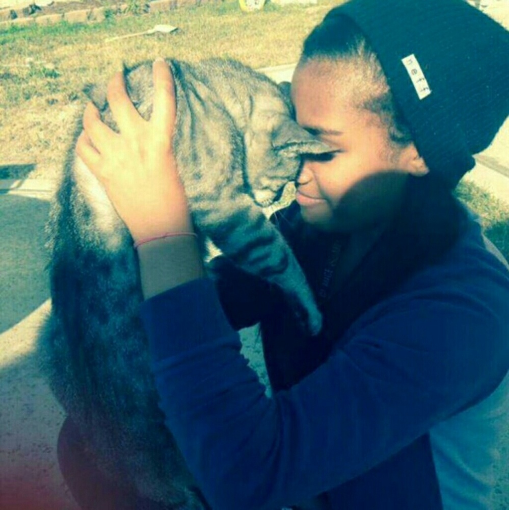 Meet your Posher, Pey