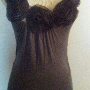 Beautiful gray rose top