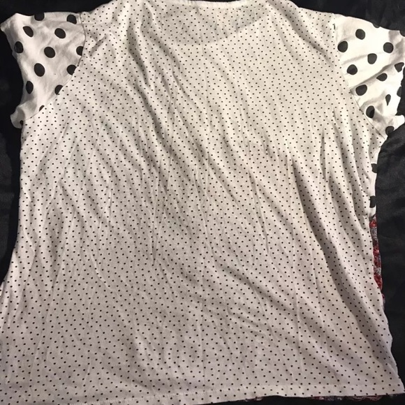 ZARA Short Sleeve Tee. - Picture 3 of 3