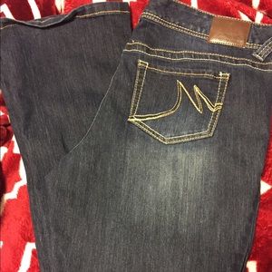 Medium blue Maurice's jeans