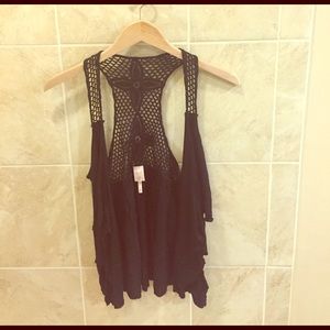 Black over the top tank