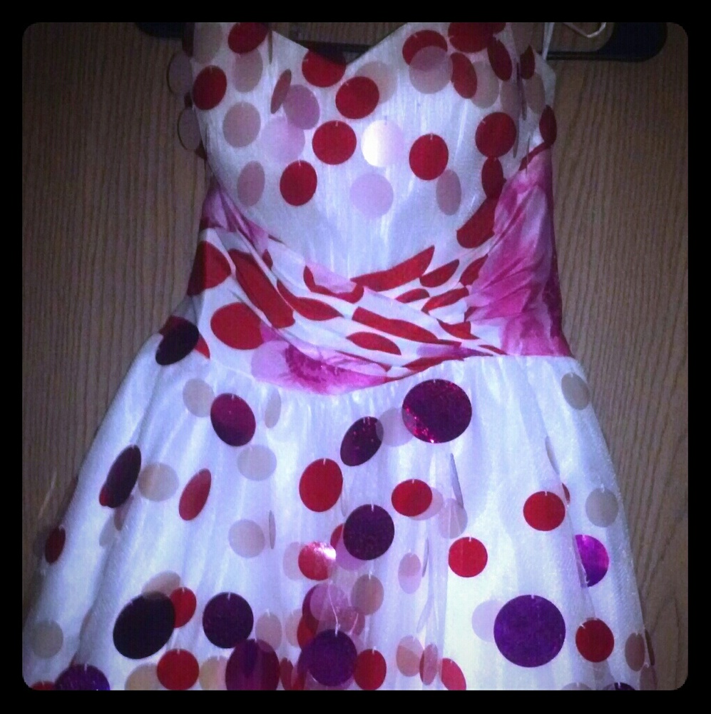 Pot dot dress