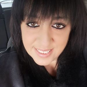 Meet your Posher, Debra