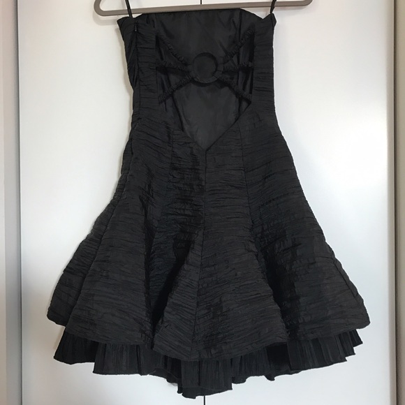 Jessica McClintock Party Dress - Picture 2 of 5