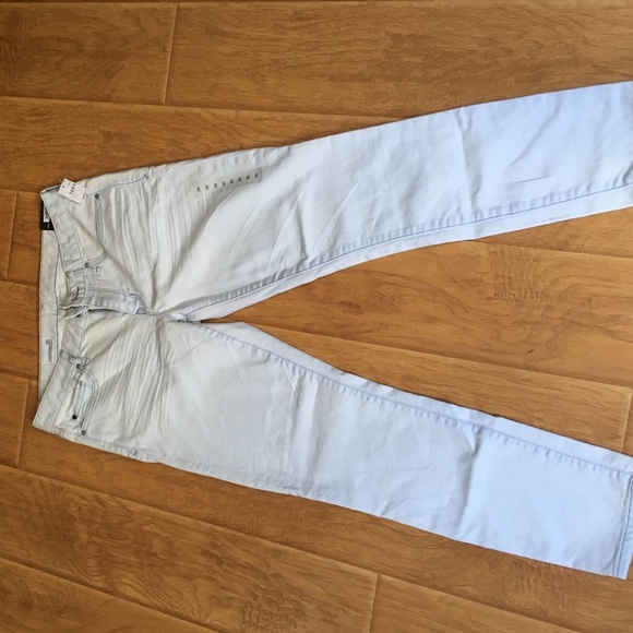 Gap Jeans - Picture 2 of 5