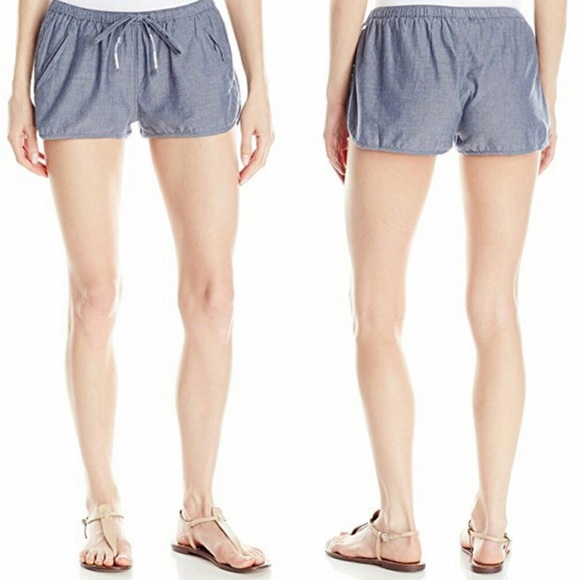 🆕Roxy Run Away Shorts - Picture 2 of 6