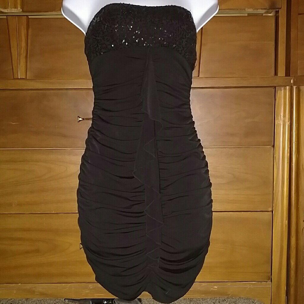 Make an offer.. HOT LBD