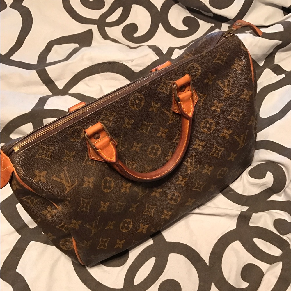 Vintage Louis Vuitton Speedy 30