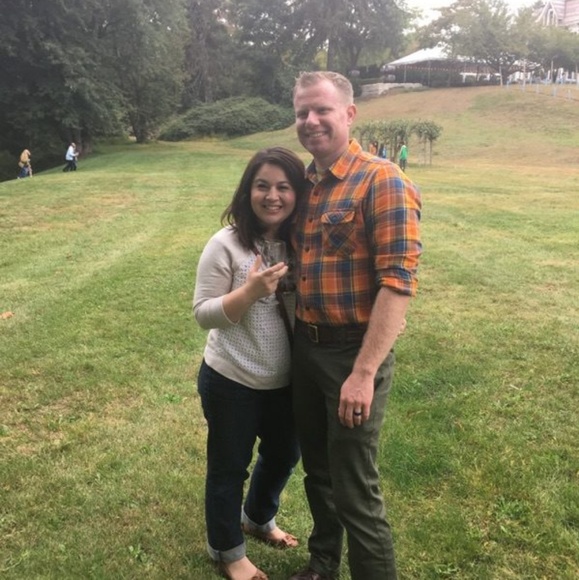 Meet your Posher, Tamara - Picture 2 of 2