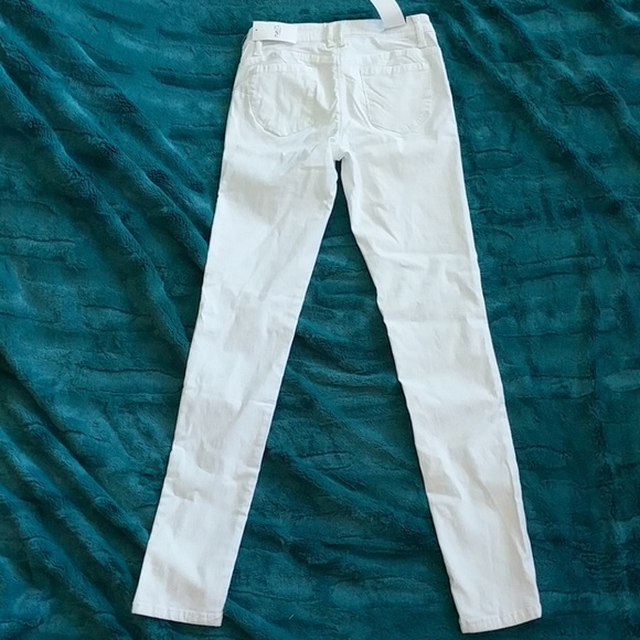 Skinny Jeans - Picture 3 of 4