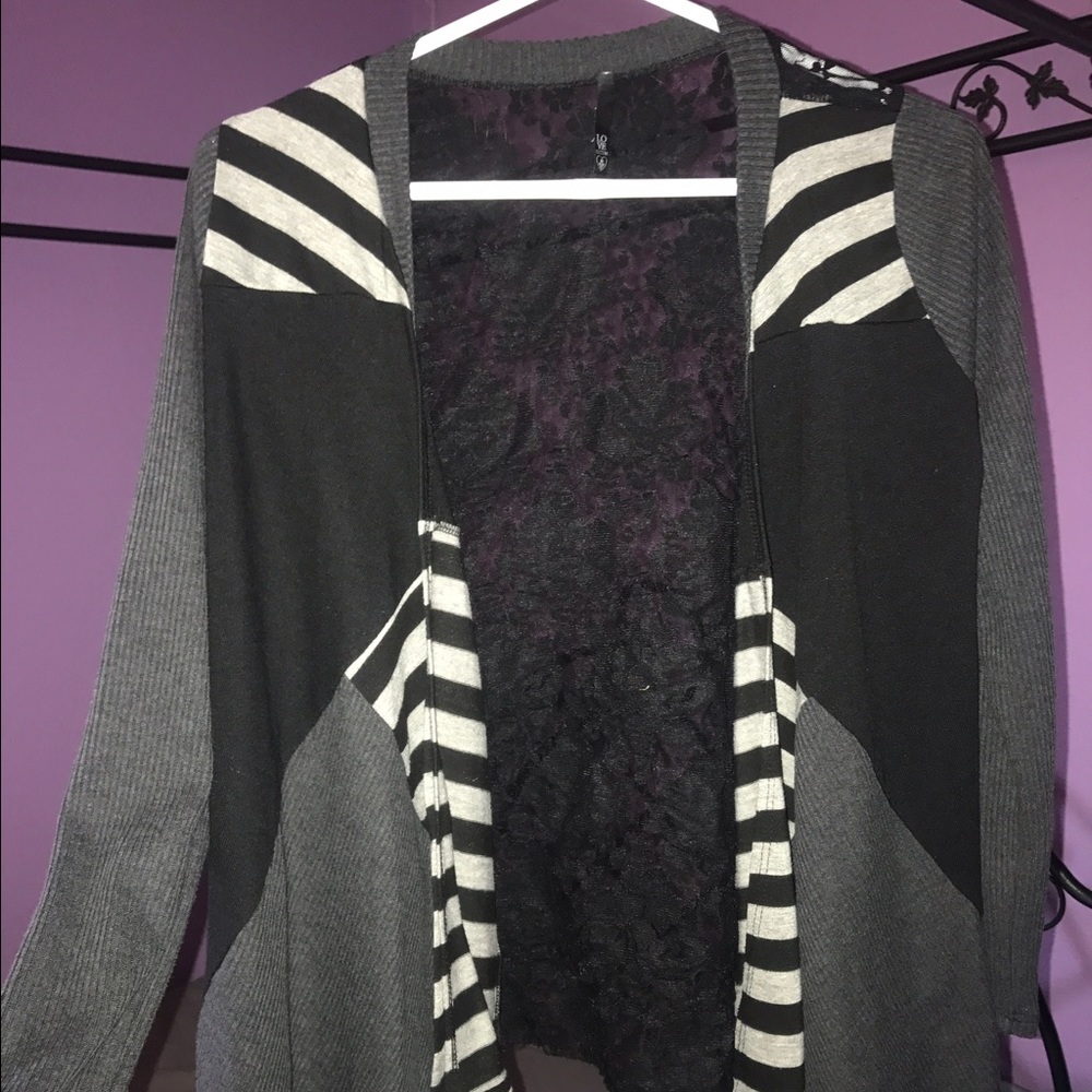 MULTI-PATTERNED CARDIGAN