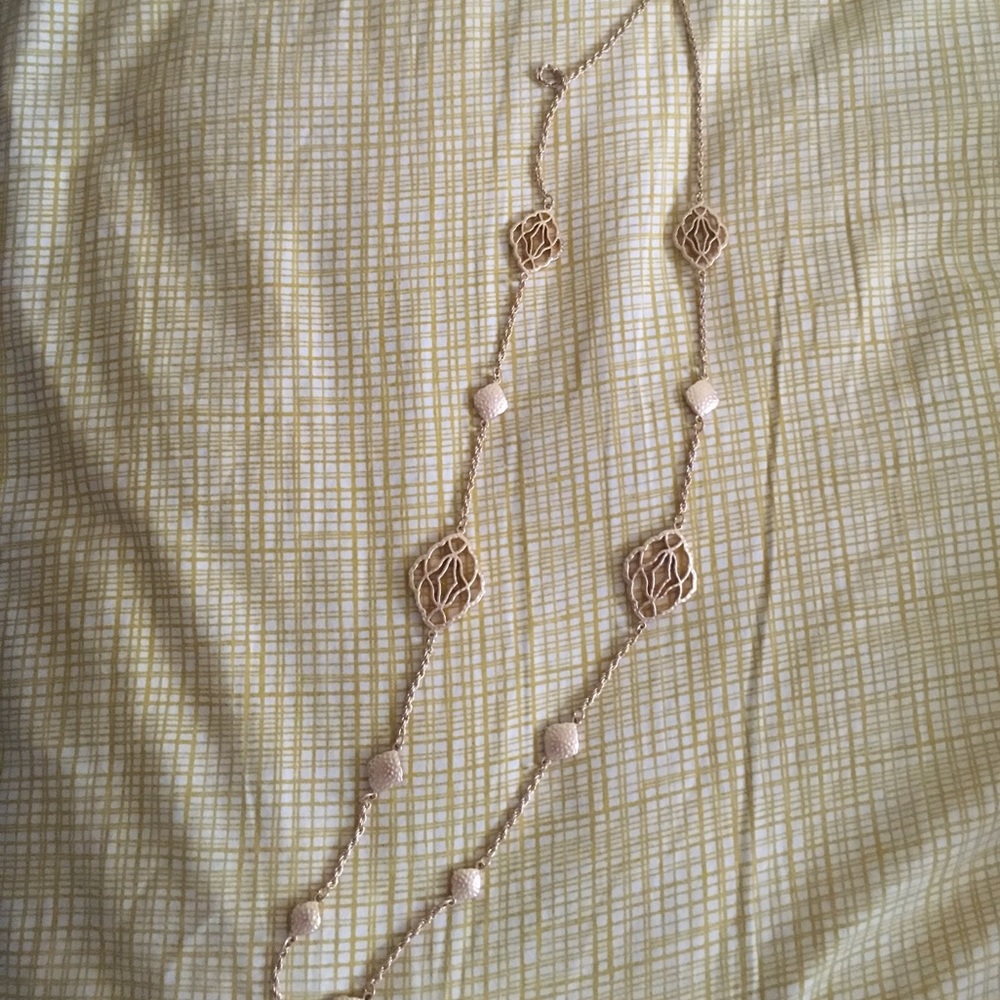 Gorgeous Gold Premier Designs Necklace