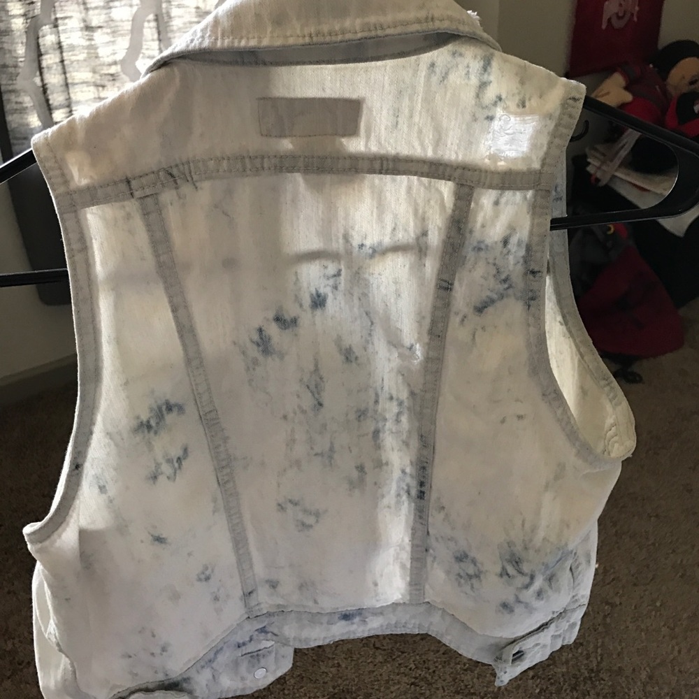 Jean jacket - Picture 2 of 2