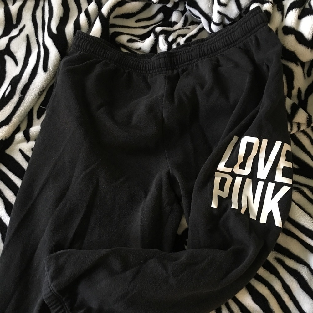 PINK Victoria's Secret Small Capri Sweatpants