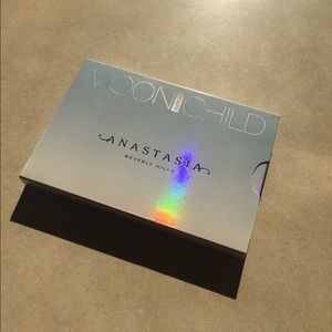 Brand new Anastasia Moonchild palette