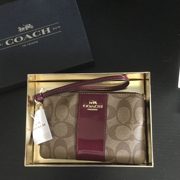 Coach Wristlet - Picture 1 of 5