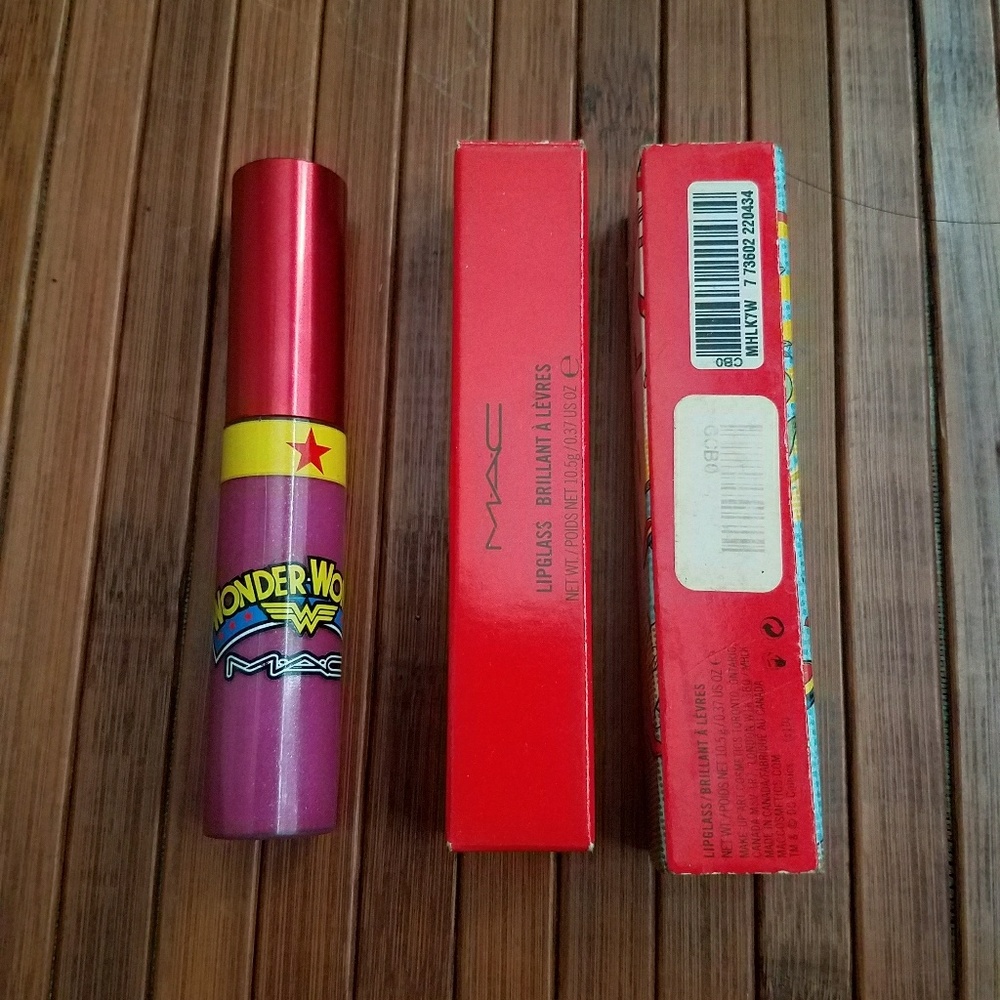 Mac cosmetics lipglass athena's kiss