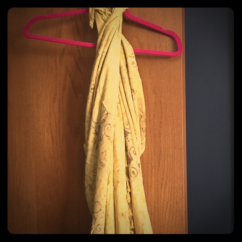 Beautiful yellow/gold sarong