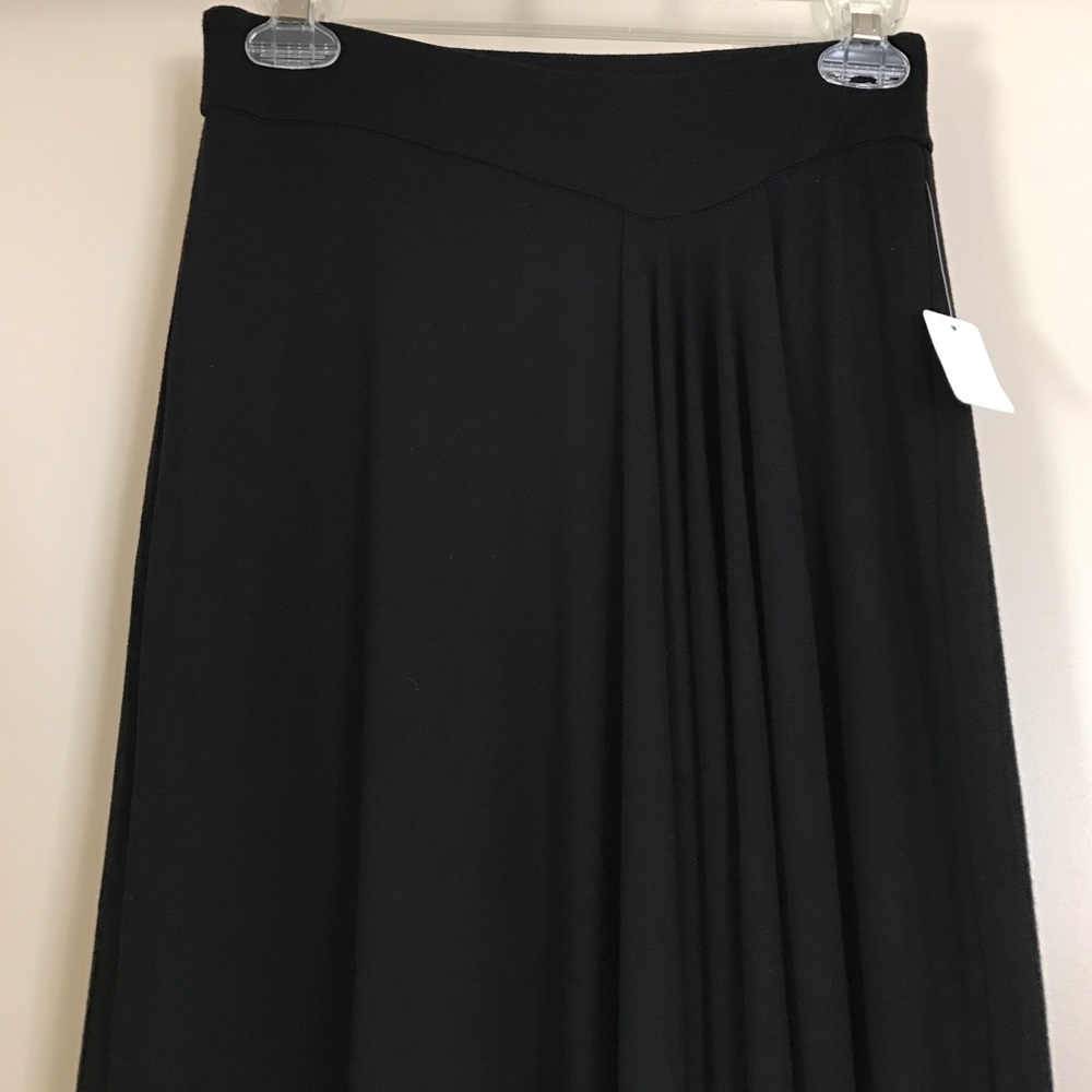 Michael Kors black solid skirt