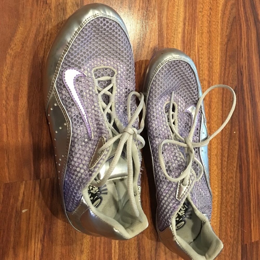 Nike purple silver track spikes running shoes 7