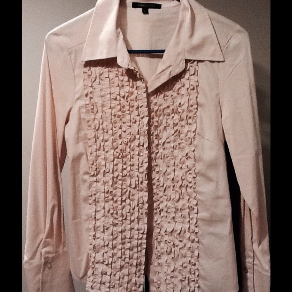 RUFFLED, LONG SLEEVE, BUTTON DOWN SHIRT.
