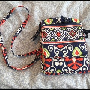 Cross over Vera purse