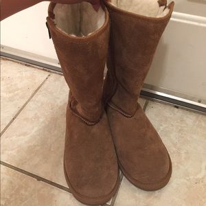 EMU boots. Size 8