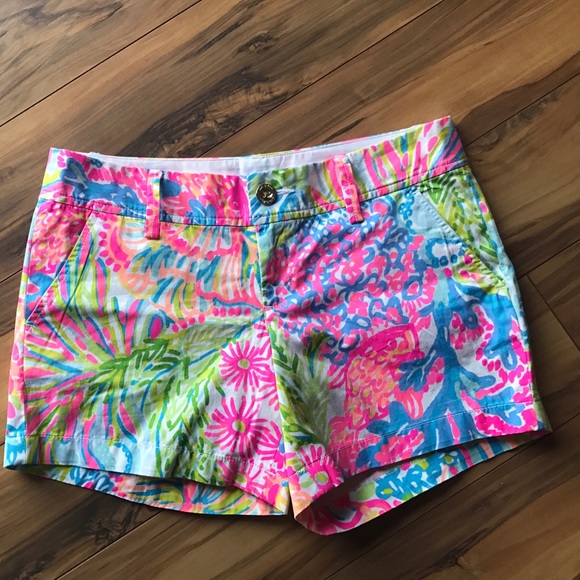 Lovers Coral NEW shorts - Picture 1 of 3