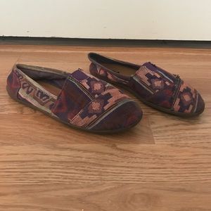 Tribal Soda Loafers