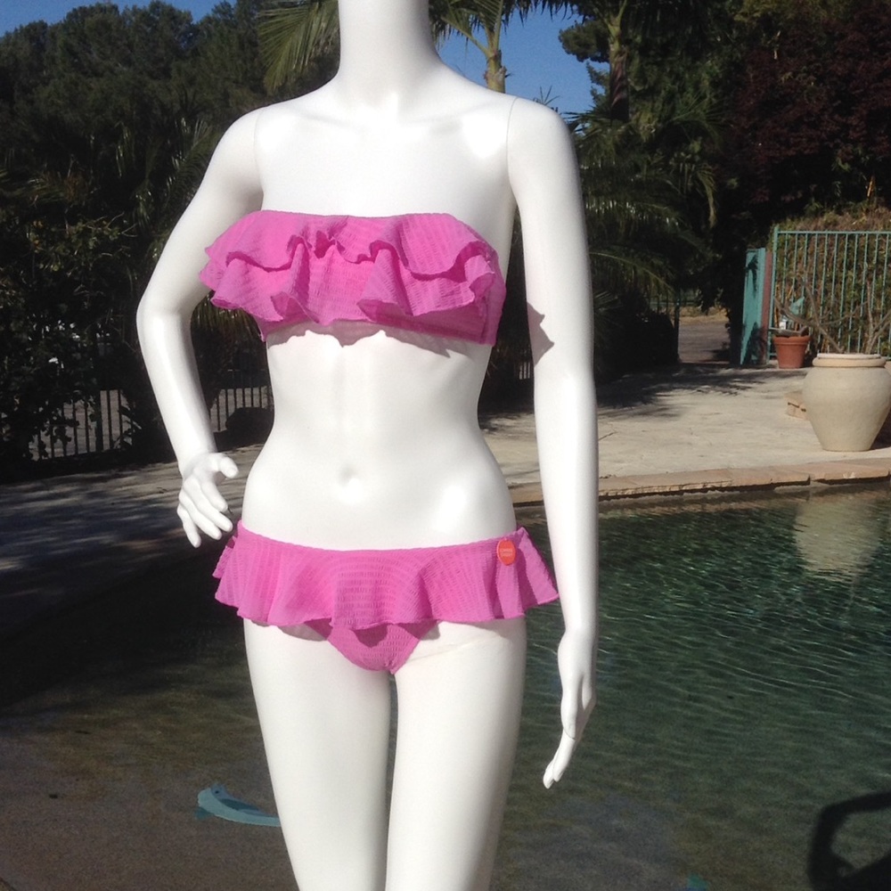 Flirty Lavender Bandeau Bikini Top - Picture 6 of 8