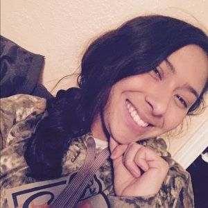 Meet your Posher, Kenia