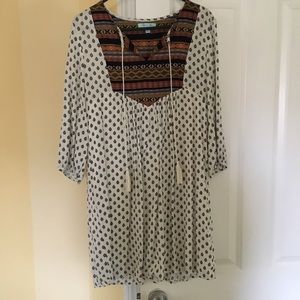 Long/quarter length sleeve dress