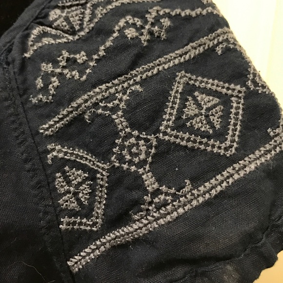 SOLD!  Mango Casuals Linen Top - Picture 2 of 6