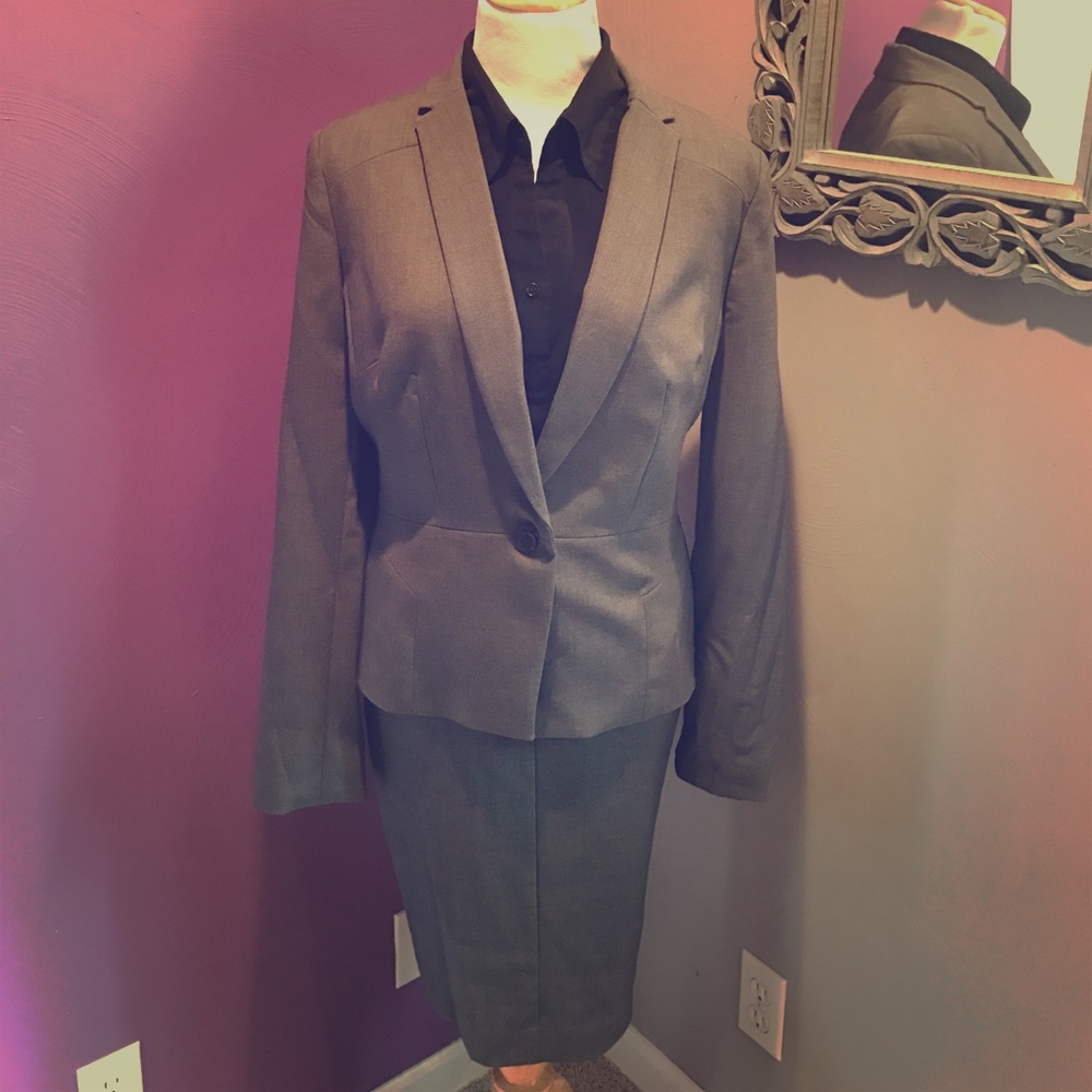 Little gray Suit