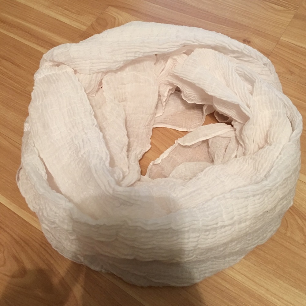 Infiniti scarf