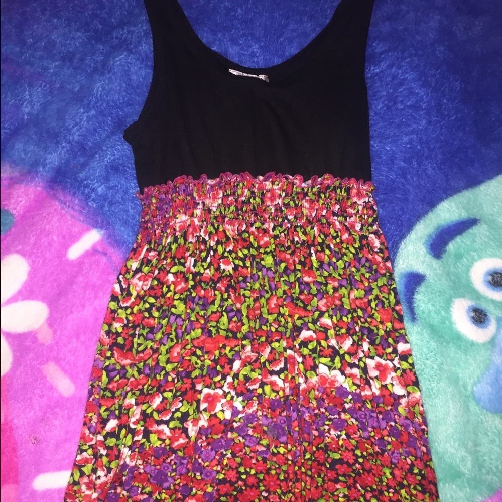 🌺Black and floral sundress