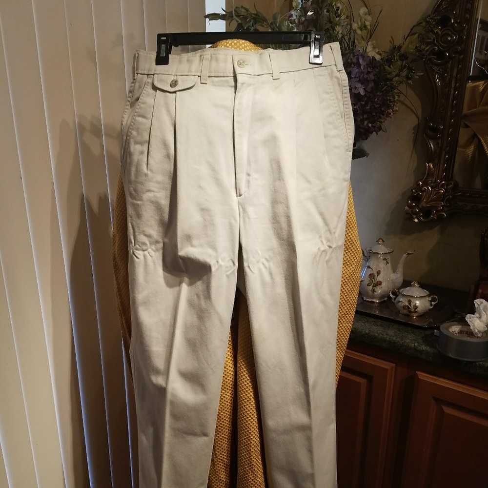RARE SIZE  Haggar classic fit  khakis