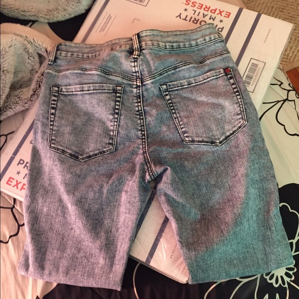 Size 3 acid wash pacsun jeans
