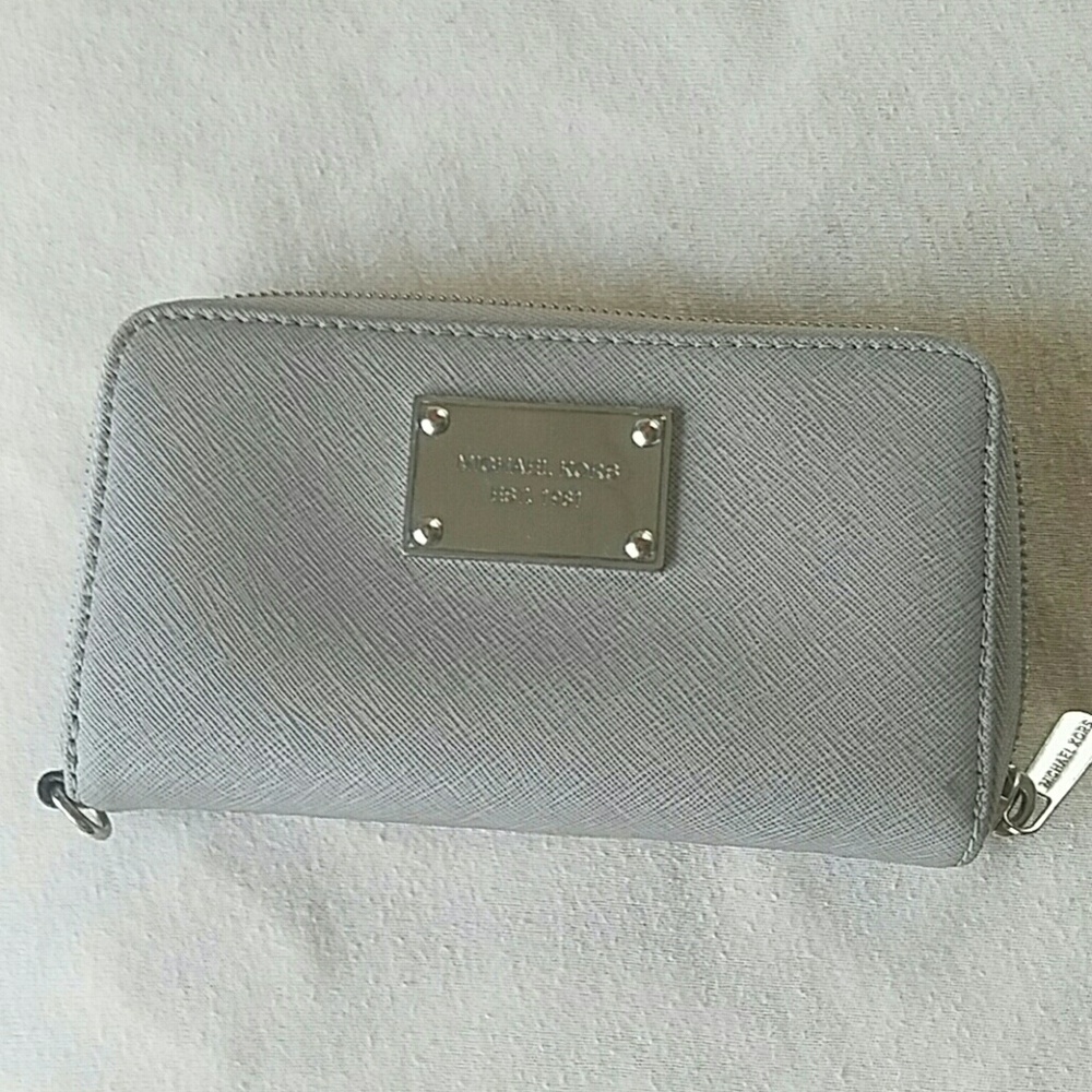 Michael Kors wallet