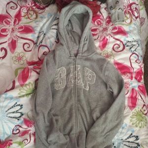 I am selling a GAP jacket.