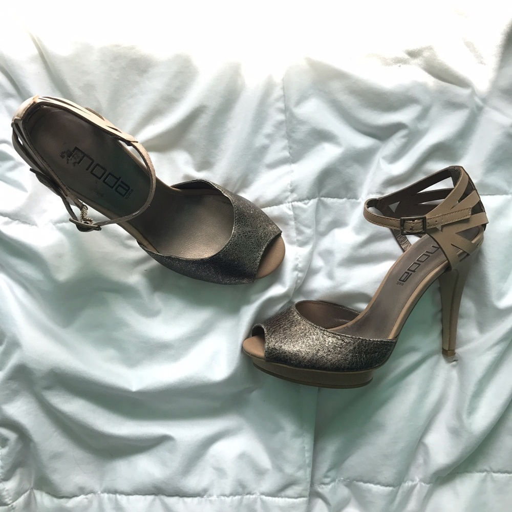 {Moda} Glimmer Heels