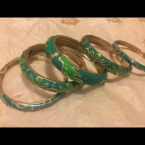 Nice mix green and blue bracelets