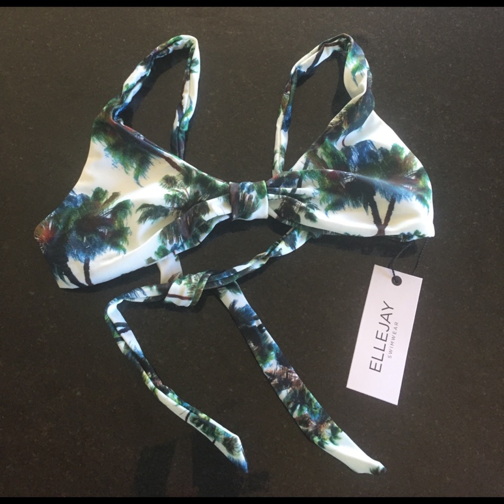Ellejay bikini top