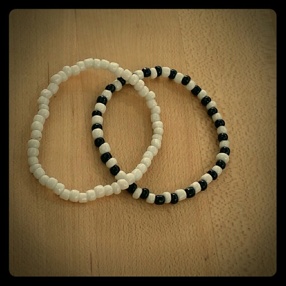 Black & white beads bracelets