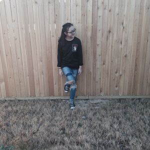 Meet your Posher, Mika